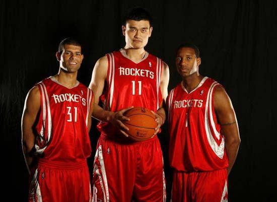 你们实力比战绩显示的更强？穆迪：不能这么说 但一些比赛本该赢（是否被战绩低估？穆迪：不算更强，但有些场次应当取胜）