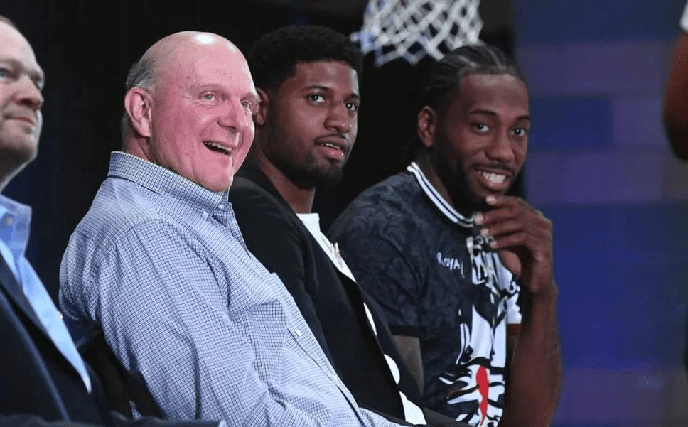 孔帕尼：球员们一个接一个生病；某个阶段我们会需要年轻球员（孔帕尼：队内接连有人生病，迟早要启用青年军）