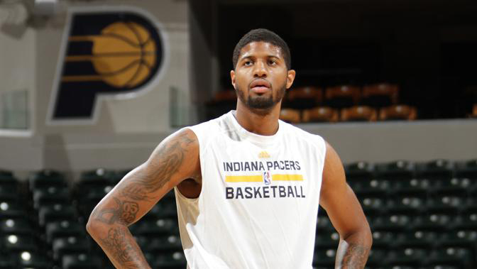 东契奇：斯玛特给替补席带来了能量，他说啥我们都会听（东契奇称斯玛特点燃替补席：他开口，全队都听）