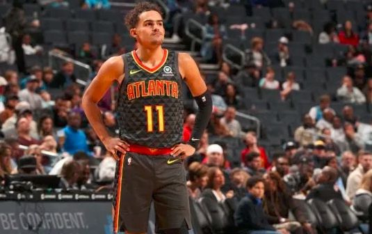 攻守兼备！韦尔半场10中6拿到全队最高14分9板 三分4中2（攻防俱佳！韦尔半场10投6中砍全队最高14分9板，三分4投2中）