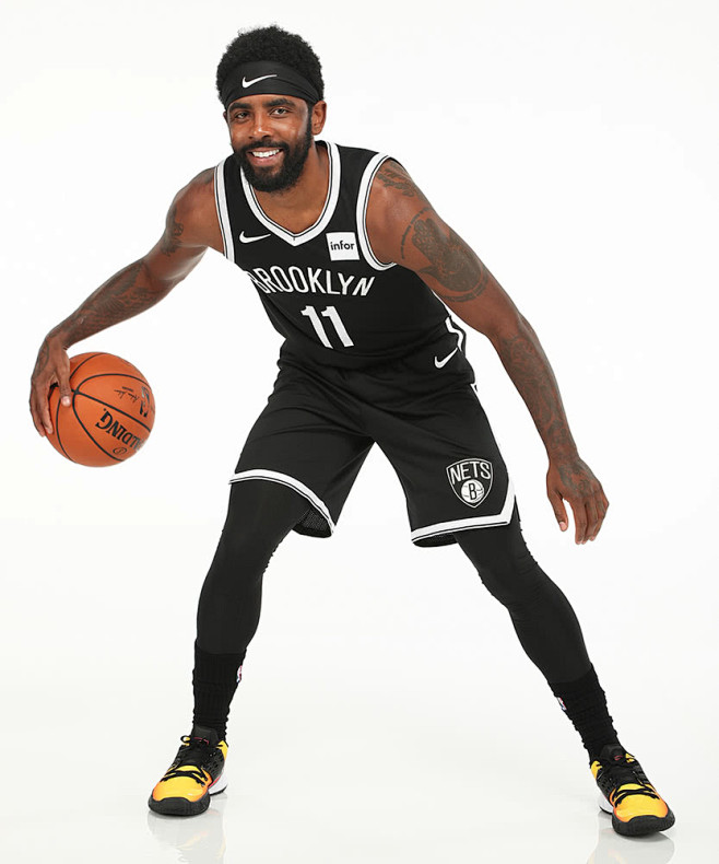 生涯进球破400：姆巴佩vs乌克兰个人集锦（姆巴佩对乌克兰个人集锦：生涯进球突破400球）