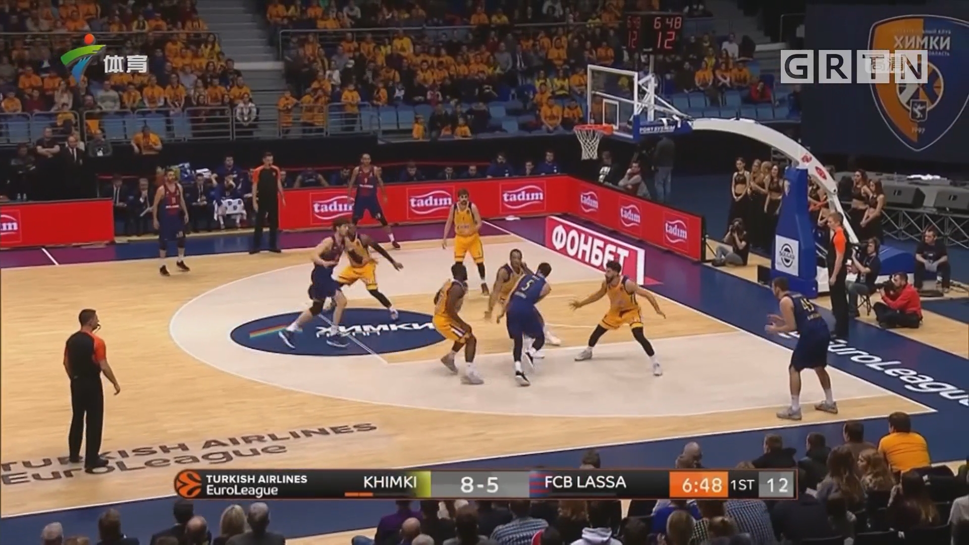 世体：法兰克福球迷在诺坎普制造骚乱，巴萨要求经济赔偿（世体：法兰克福球迷在诺坎普引发骚乱，巴萨拟索赔）