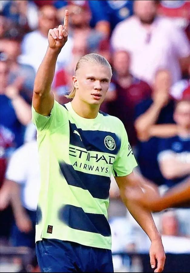 国米锁定热刺门将维卡里奥为索默替代首选（国米将热刺门将维卡里奥列为索默接班首选）