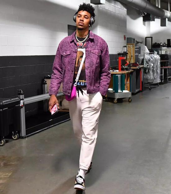 中国女足0-8不敌英格兰女足，追平队史最大比分输球纪录（中国女足0比8负于英格兰，追平队史最悬殊败绩）